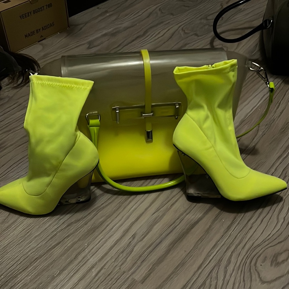 Womens heels